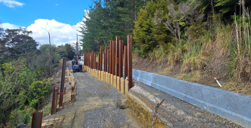 Overnight slip repairs on Far North Road
