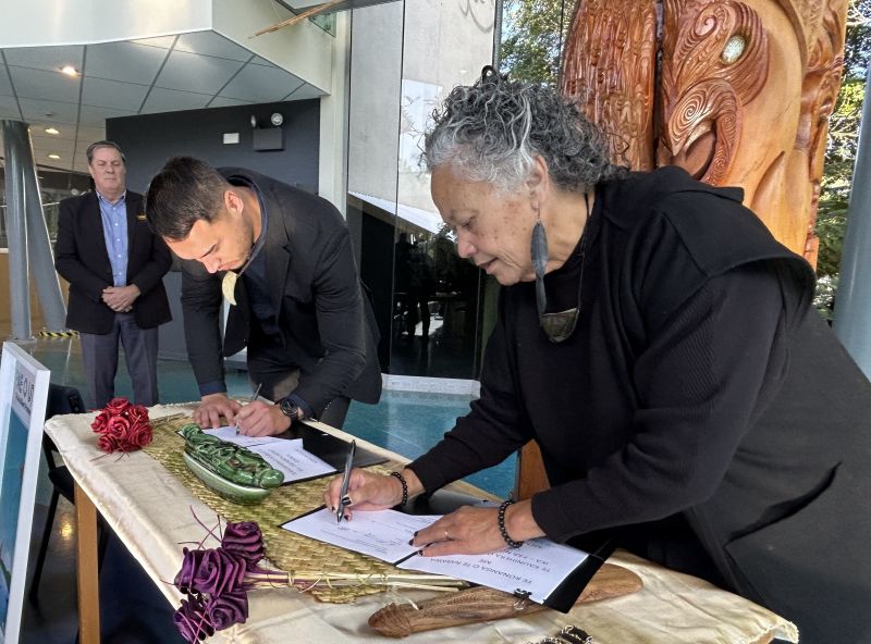 Te Rarawa and council sign up to shared aspirations